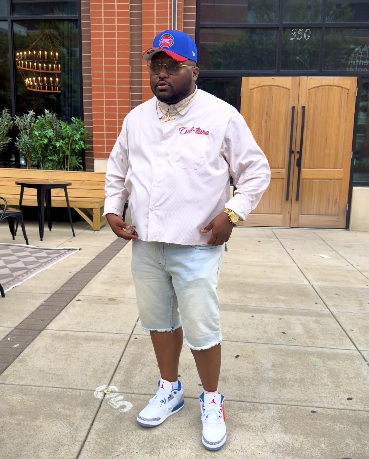 Carolina street style photograph